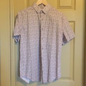 Casual men’s button down short sleeve
